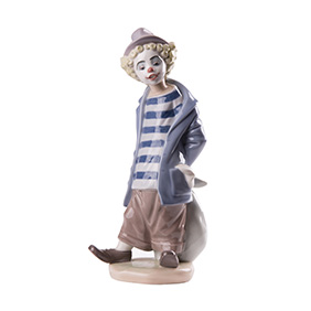 Фарфорова статуетка Lladro "LITTLE TRAVELER", 22 см