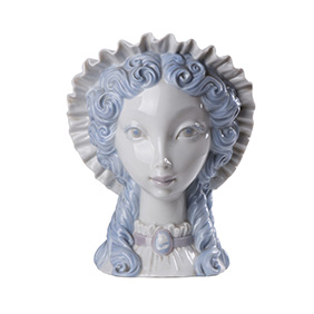 Фарфорова скульптура Lladro "GIRL'S HEAD WITH CAP", 25 см