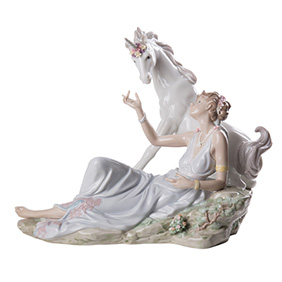 Велика порцелянова композиція LLADRO "THE GODDESS AND UNICORN", 28 см