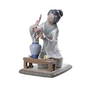 Фарфорова статуетка Lladro "ORIENTAL GIRL", 19.5 см