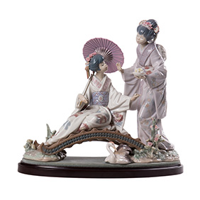 Велика сюжетна статуетка LLADRO "SPRINGTIME IN JAPAN", 30 см