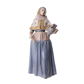 Фарфорова статуетка Lladro "LADY FROM MAJORCA", 30 см