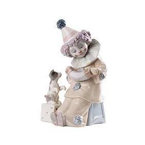 Фарфорова статуетка Lladro "PIERROT WITH CONCERTINA", 15 см